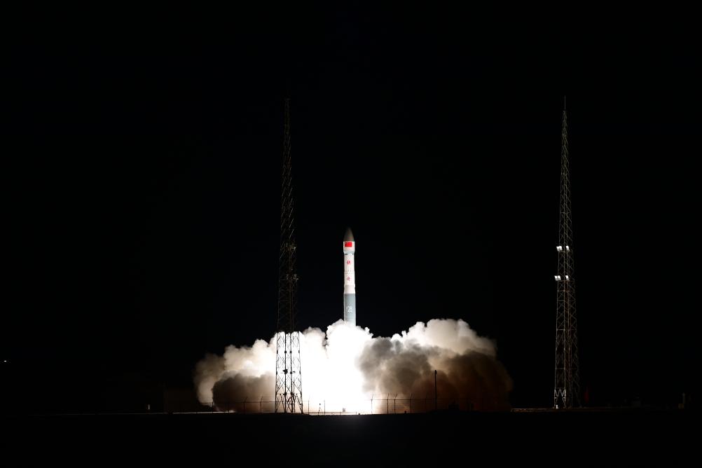 快舟一号甲运载火箭成功将天目一号气象星座15-18星发射升空。新华社发（汪江波摄）